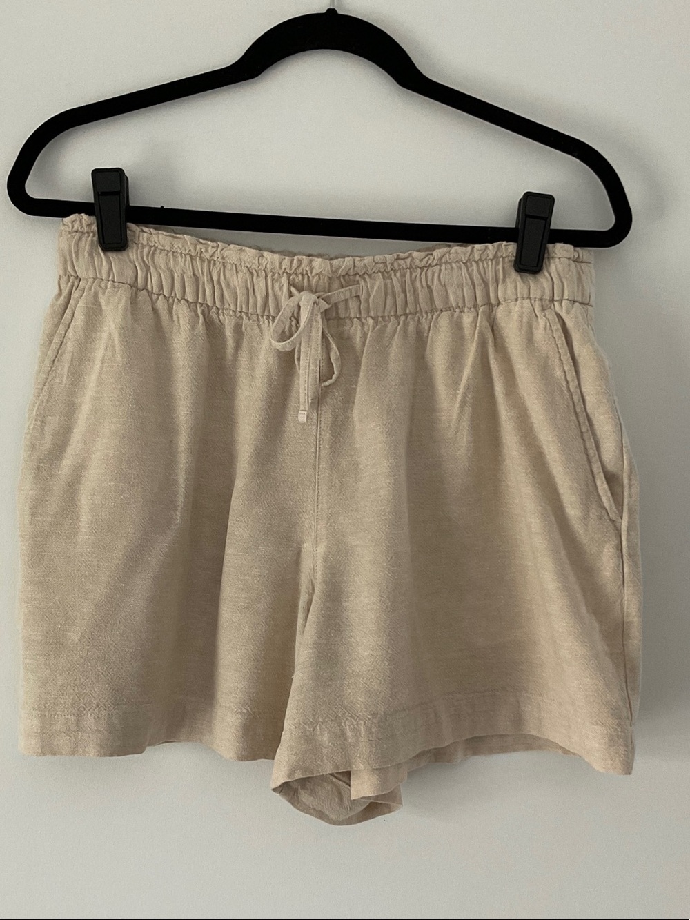GAP Tan Drawstring Shorts - Picture 1 of 3